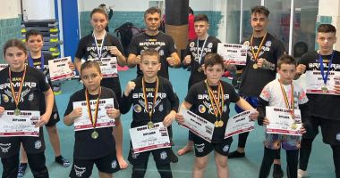 Stire din Sport : Sportivii de la CS Medgidia, pe podiumul Naţionalelor de Kickboxing şi Cupei României la K-1