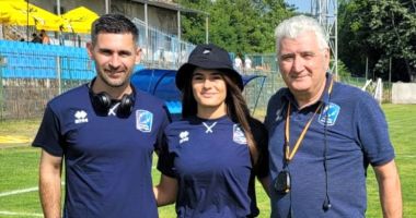 Stire din Sport : Rugby / Doi arbitri şi un comisar de citare din România au oficiat la turneul feminin de la Belgrad