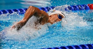 Stire din Sport : Nataţie / David Popovici, în semifinale la 200 m liber, cu primul timp din serii la Campionatul Mondial de la Budapesta