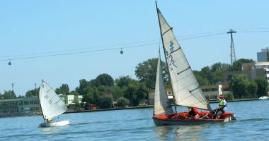 Stire din Sport : Competiţie nautică internaţională pentru studenţi, la Academia Navală