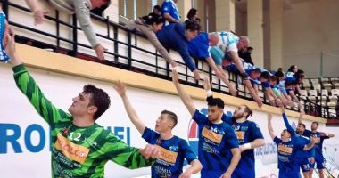 Stire din Sport : Tinerii internaţionali ai HC Dobrogea Sud intră în "focurile" meciurilor de vară ale României