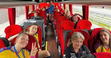 Stire din Sport : Handbal / Naționala feminină de tineret a României înfruntă Angola, în meciul de debut la Mondialele din Slovenia