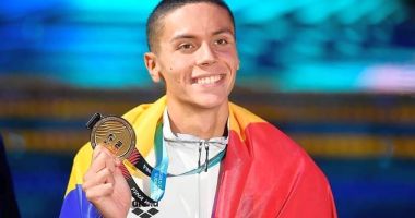Stire din Sport : Olimpism / Mihai Covaliu: "David Popovici a devenit un idol pentru copiii care îşi doresc să devină campioni"