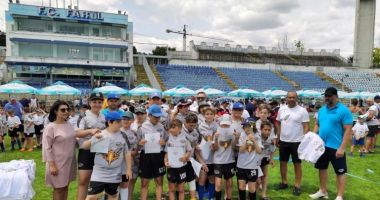 Stire din Sport : Etapa de la Constanţa a Circuitului Naţional de mini-rugby, dedicată antrenorului emerit Mihail Naca