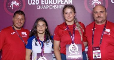 Stire din Sport : Lupte / Ana Maria Pîrvu şi Elena Irina Margaş, medaliate cu bronz la Campionatele Europene U20 de la Roma