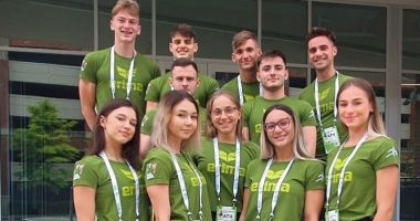 Stire din Sport : Patru probe din patru! "Aerobicii" tricolori intră în calificările Jocurilor Mondiale