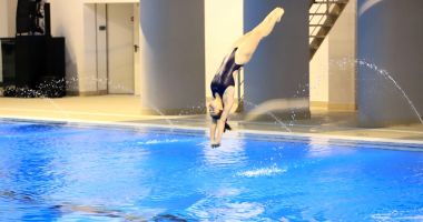 Stire din Sport : Nataţie / Şapte sportivi vor reprezenta România la Campionatele Europene de sărituri în apă pentru juniori