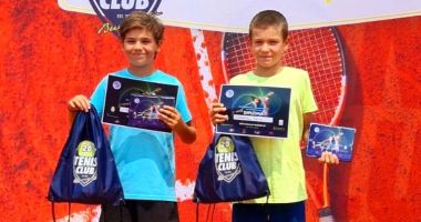 Stire din Sport : Tenis / Andrei Radu, dublu câștigător la International Championships of România U12