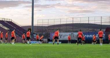 Fotbal, CFR Cluj / Dan Petrescu: „Dacă pierdem cu Soligorsk, am ieşi din Europa şi nu ar fi bine pentru noi”