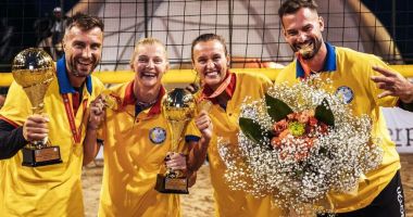 Stire din Sport : Volei pe plajă / Au încins nisipul! Premii consistente pentru campionii României