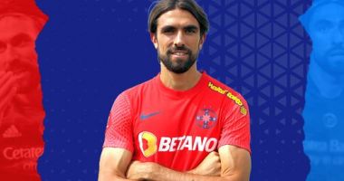 Fotbal / Bursa transferurilor. Compagno a semnat cu FCSB, Mitrea va juca pentru Universitatea Craiova