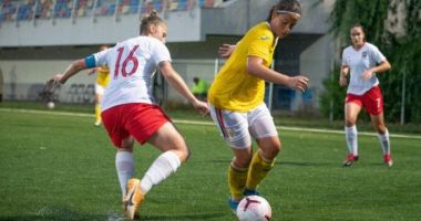 Stire din Sport : Fotbal feminin / Naţionala de junioare U19, surclasată în amicalul cu Polonia U19