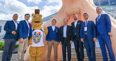 Stire din Sport : Şah / Oaspeţi de seamă la Mondialele de la Mamaia. „Lăsaţi copiii să se bucure, nu puneţi presiune pe ei!”