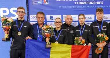 Stire din Sport : Aur şi bronz pentru România, la dublu mixt. Elena Zaharia, revenire de senzaţie la simplu