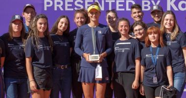 Stire din Sport : Tenis / Irina Begu este noua campioană a turneului WTA de la Bucureşti