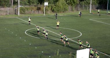 Fotbal / Seminar cu arbitrii de Liga I È™i testare fizicÄƒ la MogoÈ™oaia