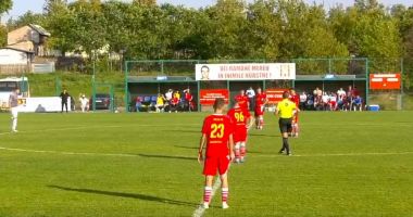 Stire din Sport : Gol marcat în prelungiri! Gloria Albeşti s-a impus în deplasarea de la Gh. Doja