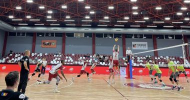 Stire din Sport : Volei, Cupa României / Favoritele s-au impus la pas în meciurile din prima manşă a turului întâi