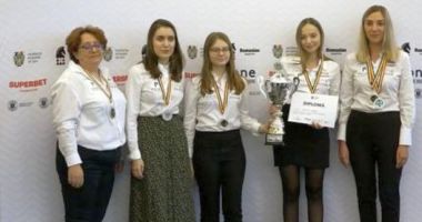 Stire din Sport : Şah / CSU ASE Superbet a cucerit laurii Superligii, şi la Open, şi la feminin