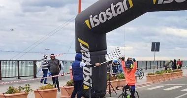 Stire din Sport : Alexis Popescu şi Daria Solomon, campionii Cupei Mării Negre la ciclism