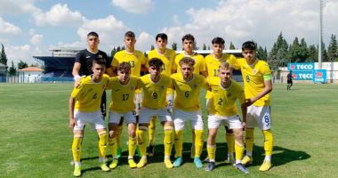 Stire din Sport : Fotbal / Stagiu de pregătire cu două meciuri amicale pentru naționala U18. În lot, şase jucători de la Farul Constanţa