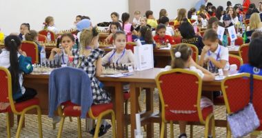 Stire din Sport : Micii şahişti constănţeni, la Naţionalele pe echipe mixte de la Covasna