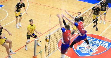Stire din Sport : Volei / Învingătoare în dublă manşă! CSA Steaua s-a calificat în optimile de finală ale Cupei Challenge