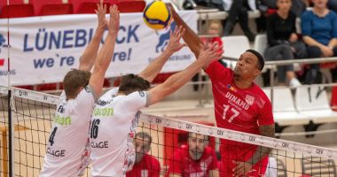 Stire din Sport : Volei / CS Dinamo, eliminată de Luneburg din Cupa CEV, după o partidă dramatică la Bucureşti