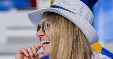 Stire din Sport : Tenis / Deşi suspendată provizoriu, Simona Halep se menţine pe locul 10 WTA