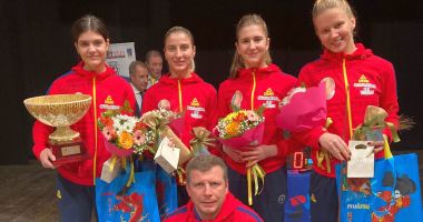Stire din Sport : En garde! România a câştigat Trofeul Bertinetti la spadă feminin