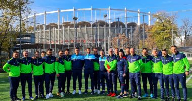 Stire din Sport : Fotbal / S-a încheiat al doilea curs pentru obținerea licenței UEFA B-GK