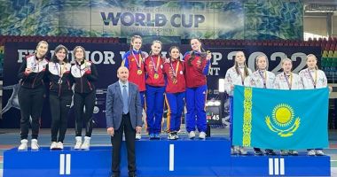 Stire din Sport : Scrimă / România - aur la floretă echipe feminin juniori, la Cupa Mondială de la Tașkent