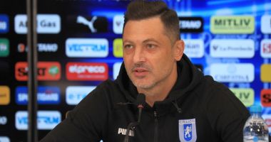 Fotbal / Mirel Rădoi demisionează din funcţia de antrenor principal al Universităţii Craiova