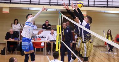 Stire din Sport : Misiune imposibilă! Voleibaliştii constănţeni, fără set câştigat în duelul cu SCM U Craiova