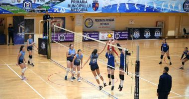 Stire din Sport : Volei / Junioarele de la CS Medgidia, victorie categorică în meciul cu Laguna Constanţa, în Campionatul Naţional