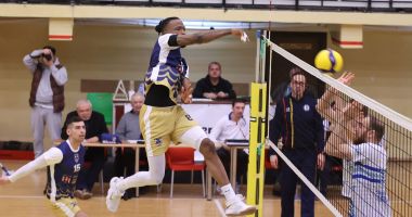 Stire din Sport : Volei / Duel cu CS Rapid, la Sala Sporturilor. CSM Constanța primeşte vizita unei vecine de clasament
