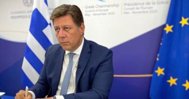 Stire din Actualitate : Grecia doreşte ca UE să fie „deschisă” în legătură cu gardurile de la frontierele externe