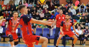 Stire din Sport : Volei / CSM Arcada Galaţi - CS Dinamo şi CSA Steaua Bucureşti - SCM U Craiova, în semifinalele Cupei României