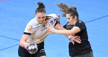 Stire din Sport : Handbal / CSM Bucureşti şi CS Gloria Bistriţa-Năsăud, culoar favorabil spre semifinalele Cupei României