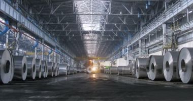Stire din Actualitate : Canada a interzis importurile de aluminiu şi oţel din Rusia