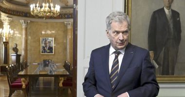 Stire din Actualitate : Preşedintele Finlandei a semnat legea privind aderarea ţării la NATO