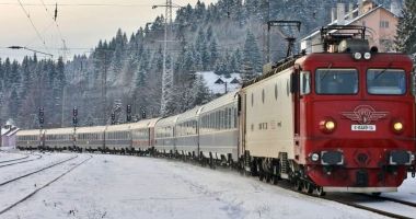 Stire din Economie : De Paşte, CFR Călători va suplimenta trenurile pe rutele cele mai aglomerate