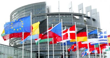Parlamentul European condamnă încălcarea drepturilor omului în Rusia şi Afganistan