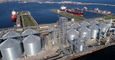 Stire din Economie : Creştere cu 10% a traficului de mărfuri  în portul Constanţa, în primul trimestru al anului 2023