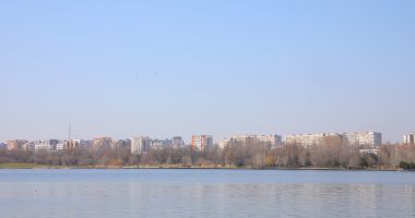 Stire din Social : Undă verde pentru reabilitarea și consolidarea malurilor lacului Tăbăcărie