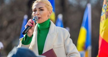 Stire din Actualitate : Deputata Partidului Şor, Marina Tauber, a fost reţinută la aeroportul din Chişinău