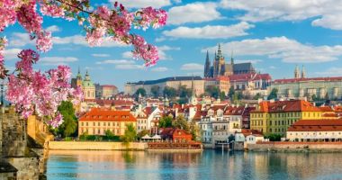 Stire din Economie : Inflaţie, turism, industrie. INFO economic