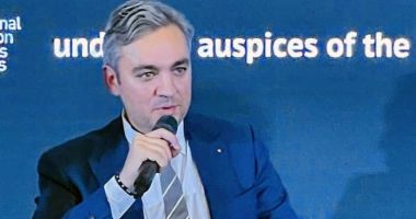 Stire din Economie : George Niculescu: În România se va construi un parc fotovoltaic cu o putere instalată mai mare decât a unui reactor de la Cernavodă
