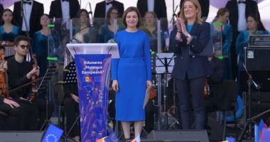 Stire din Actualitate : Preşedinta Maia Sandu: „Obiectivul nostru este ca Moldova să fie până în 2030 membru cu drepturi depline al UE”