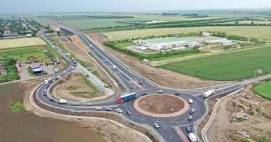 Stire din Economie : Finanţe, transporturi, bursă. INFO economic